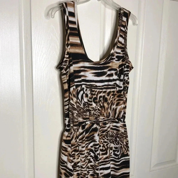 BEACH BREAK Animal Print Romper - Picture 5 of 8